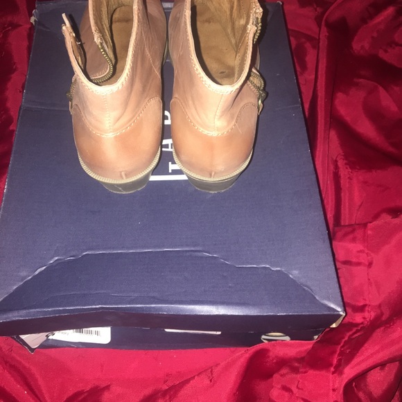 Leather Gap booties in excellent condition - Picture 4 of 12